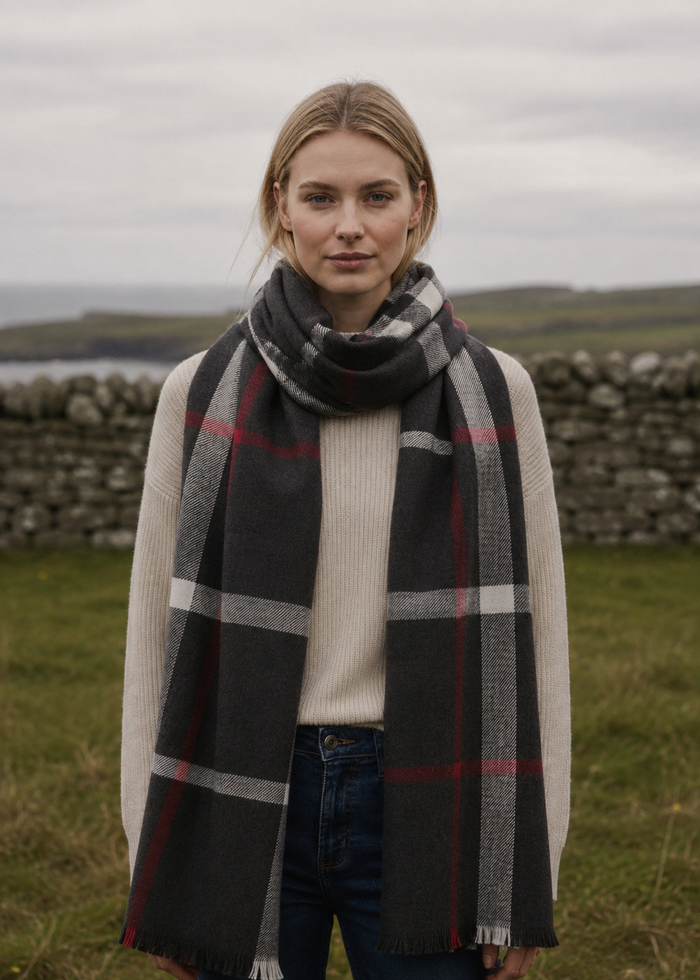 Foxford Black & Red Classic Extra-Fine Merino Scarf