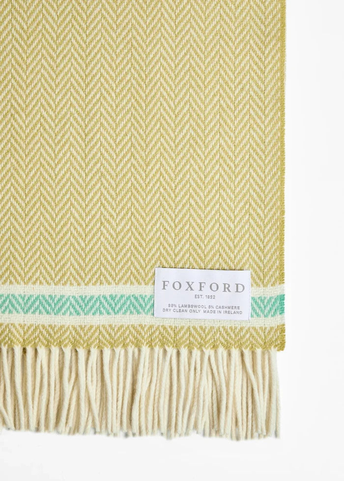 Foxford Cashmere and Lambswool Throw | Silver Strand