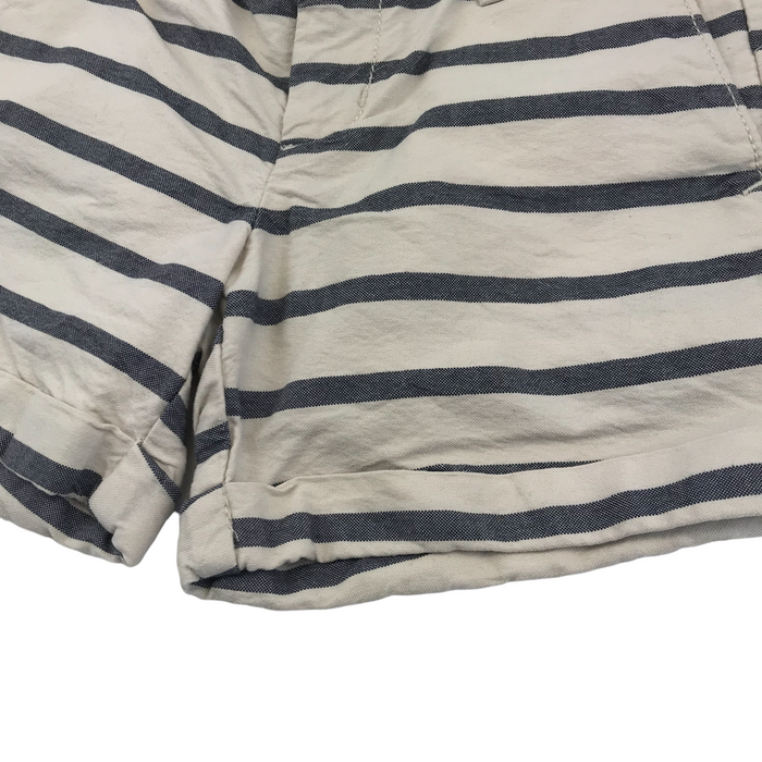 Gap 6 years white and navy striped shorts