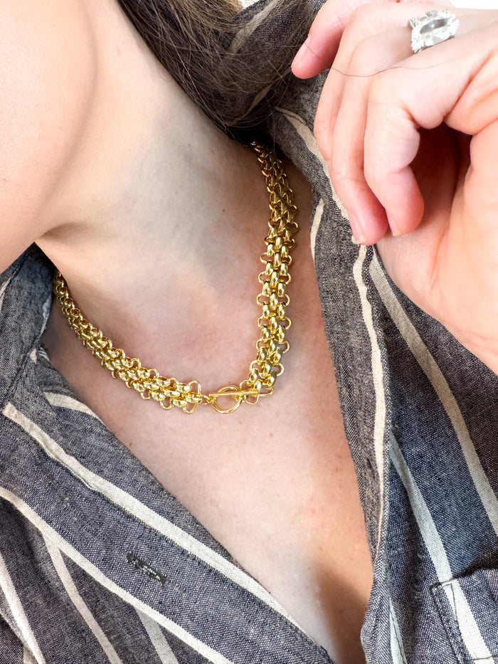 Golden Majesty Collar