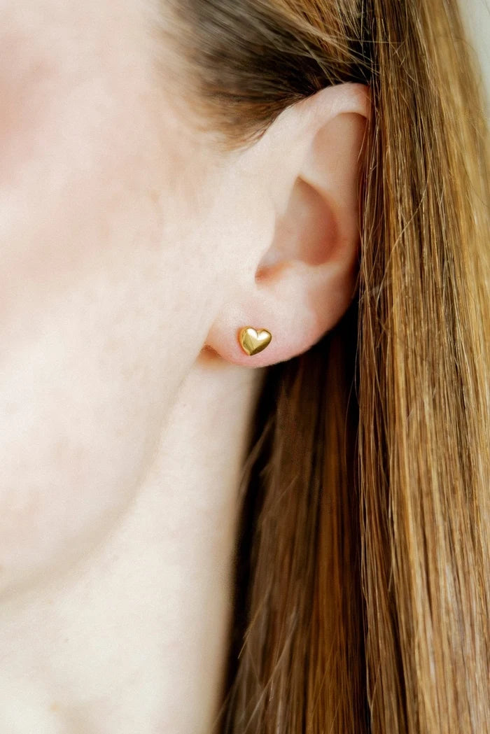 Hadley Heart Screwback Earring