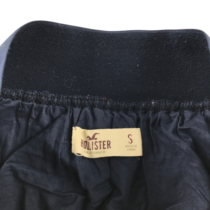 Preloved Hollister skirt for adult