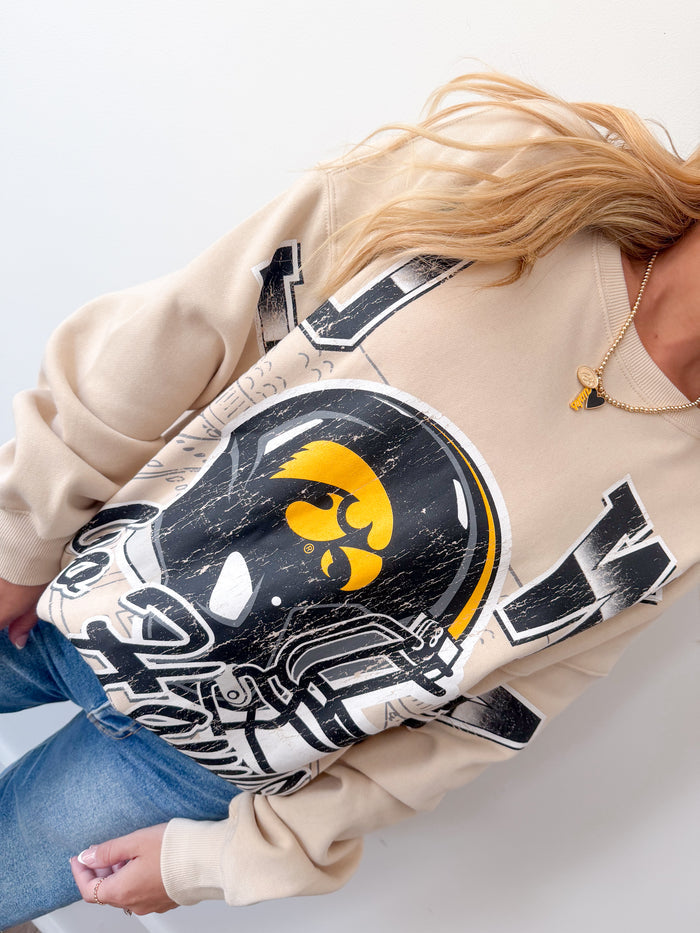 Gameday Social Iowa Homefield Longsleeve Pullover – women's sweatshirt