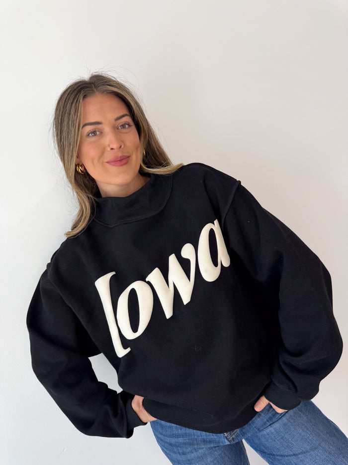 Bucketlist IOWA Puffprint Black Mockneck – women's sweatshirt