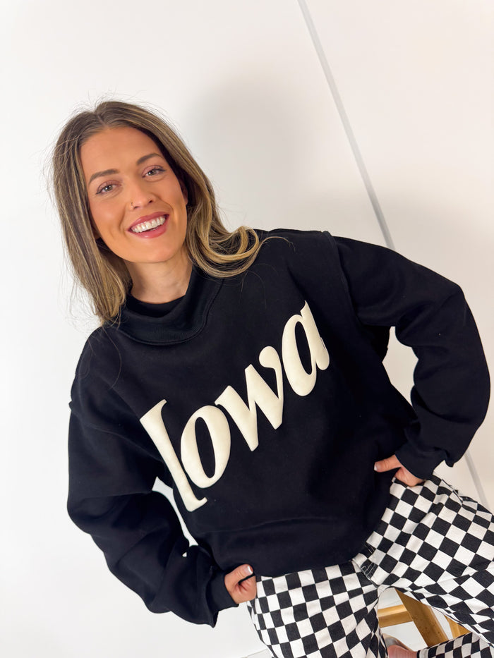 Bucketlist IOWA Puffprint Black Mockneck – women's sweatshirt