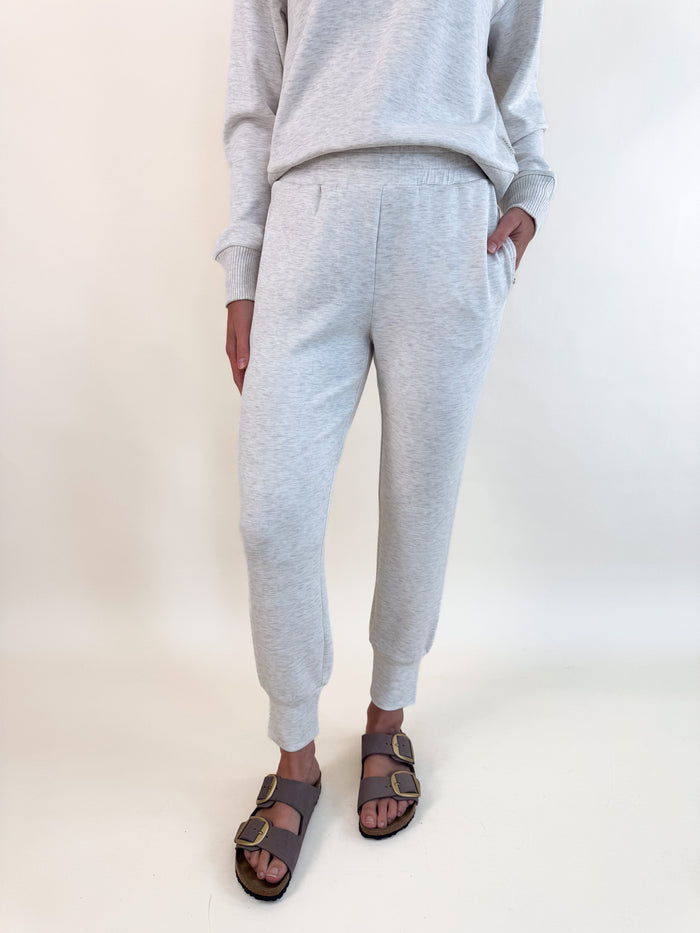 Varley Ivory Marl Slim Cuff Pant 27.5" – women's loungewear top