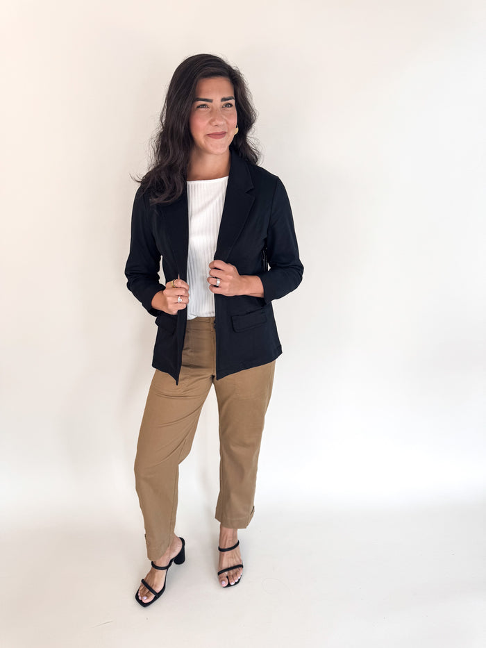 Kelly Onyx Fitted Blazer