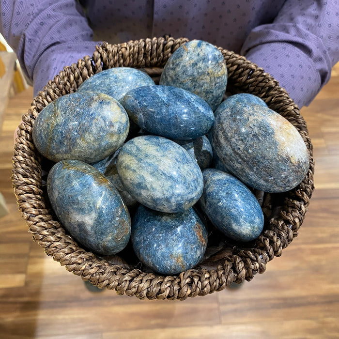 Kyanite Palm Stone