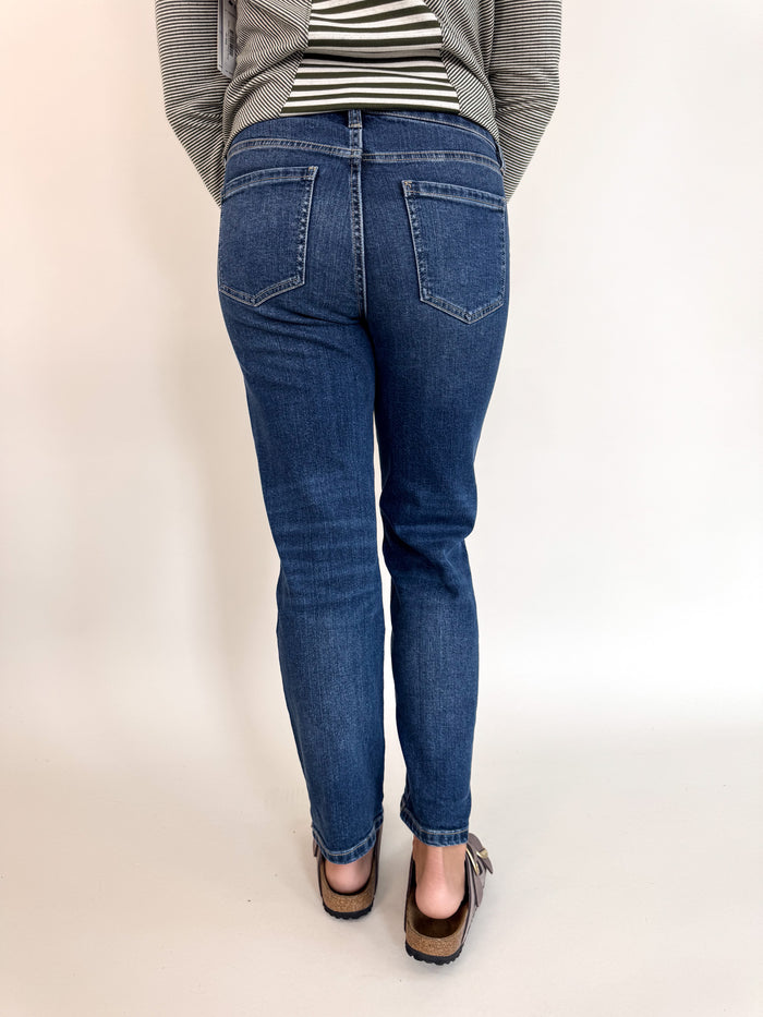 Liv Relaxed Rodney Washed Denim