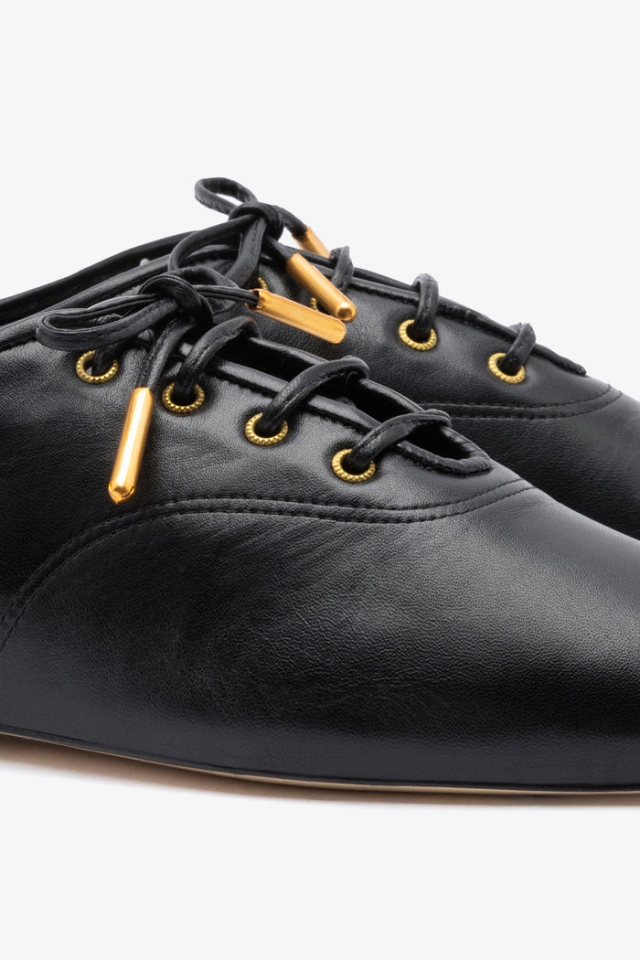 Liza Sneaker In Black Leather Oxford Larroudé