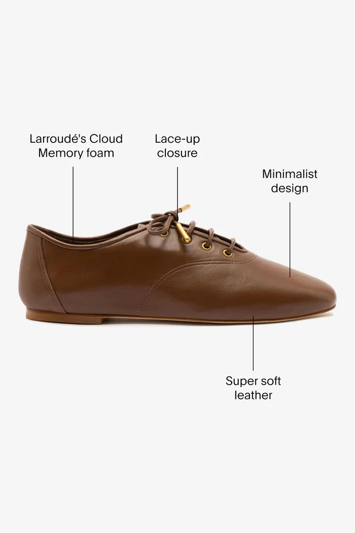 Liza Sneaker In Burnt Umber Leather Oxford Larroudé
