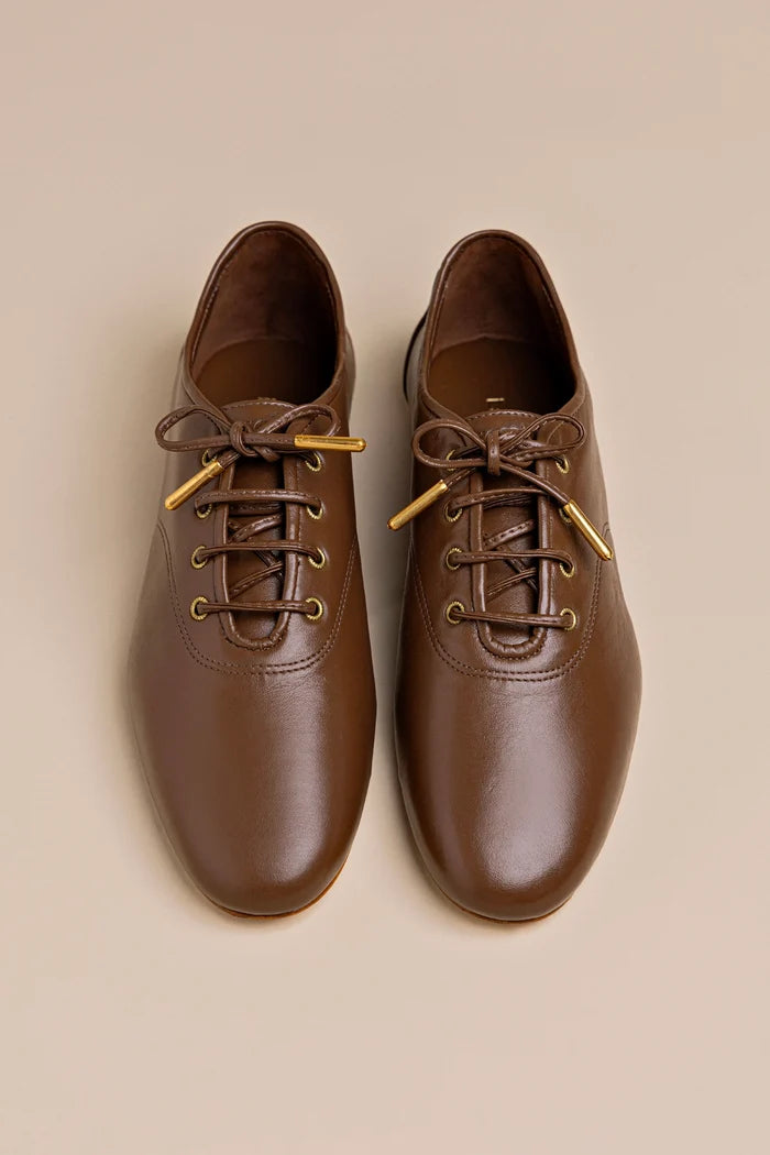 Liza Sneaker In Burnt Umber Leather Oxford Larroudé