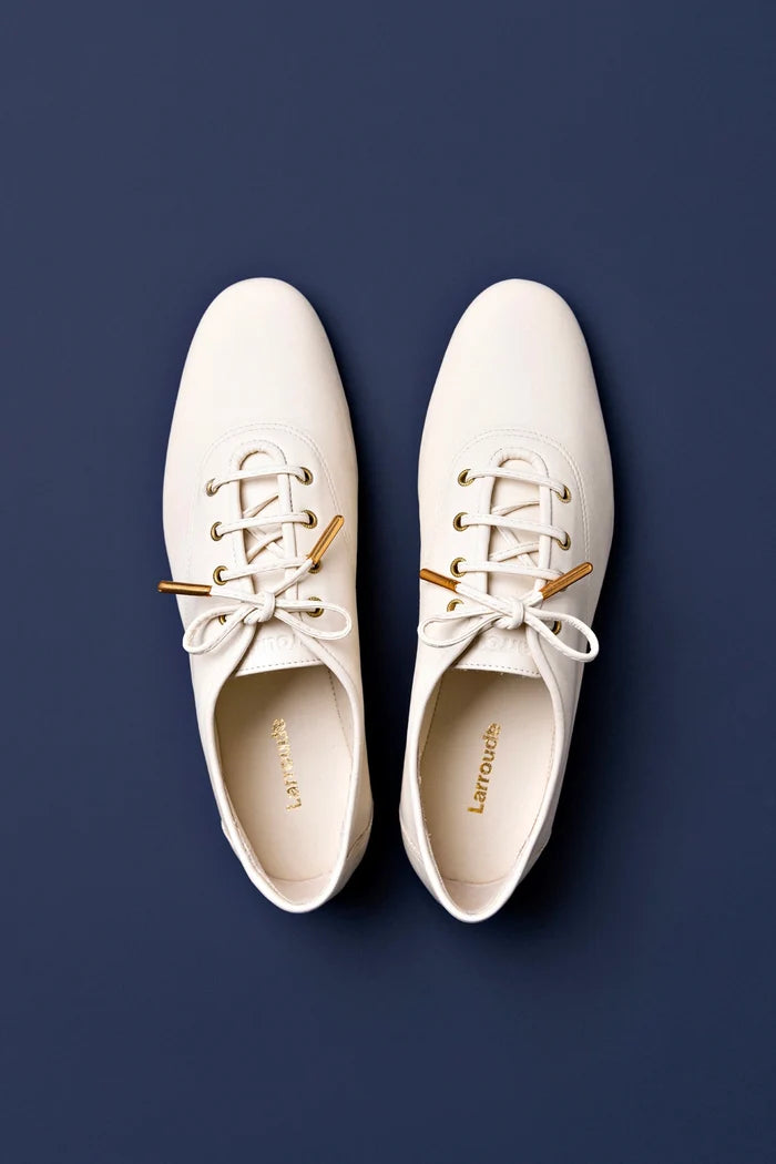 Liza Sneaker In Ivory Leather Oxford Larroudé