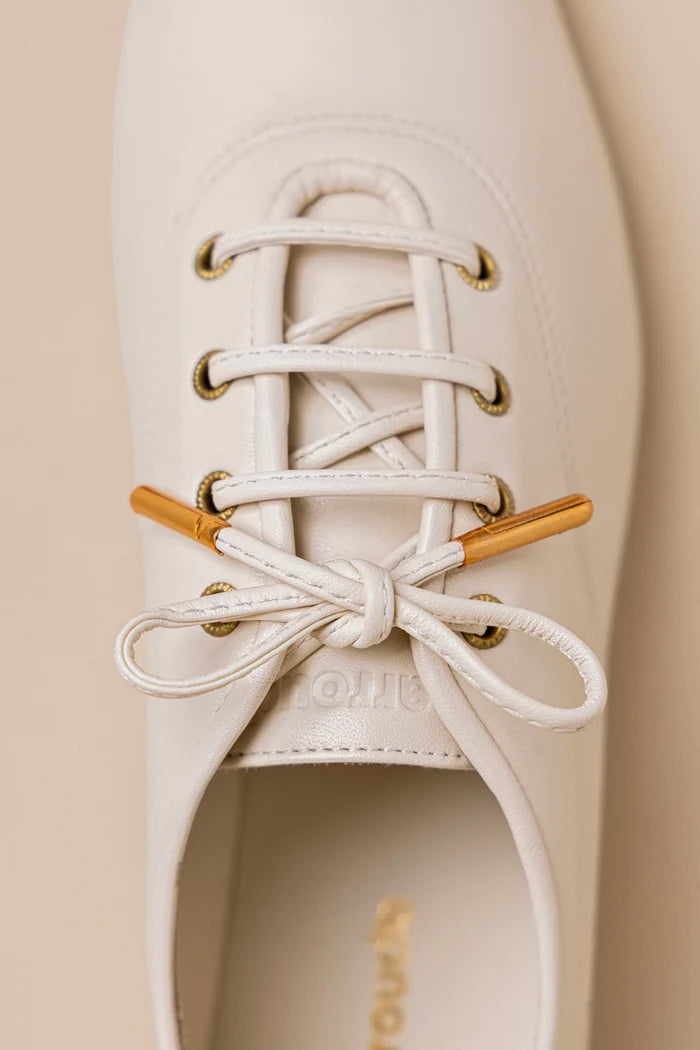 Liza Sneaker In Ivory Leather Oxford Larroudé