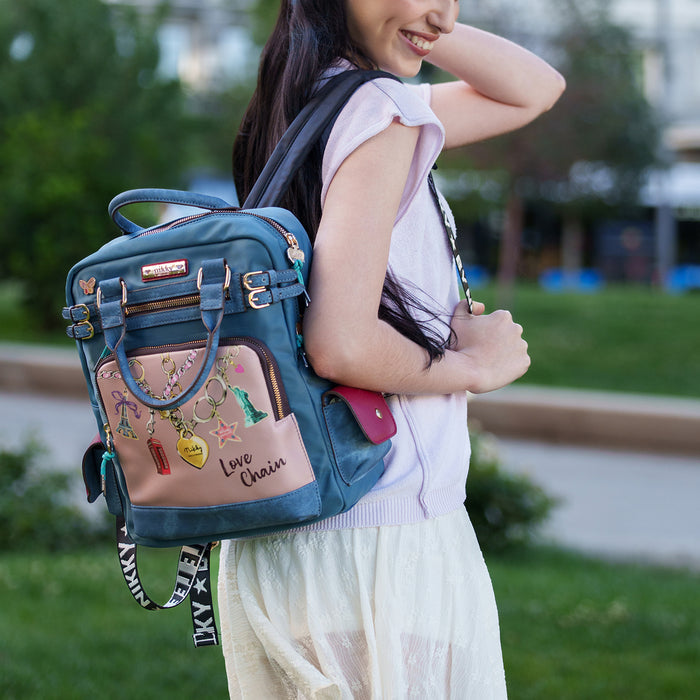 LOVE CHAIN SQUARE BACKPACK