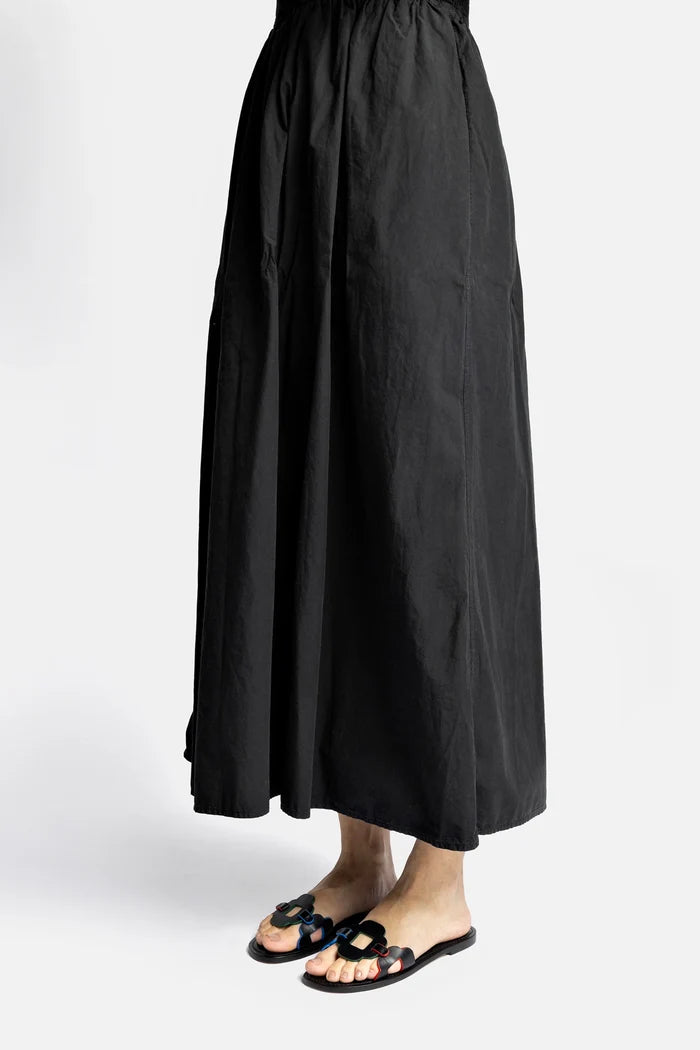 Margherita Slide In Black Leather Flat - Sandal Larroudé