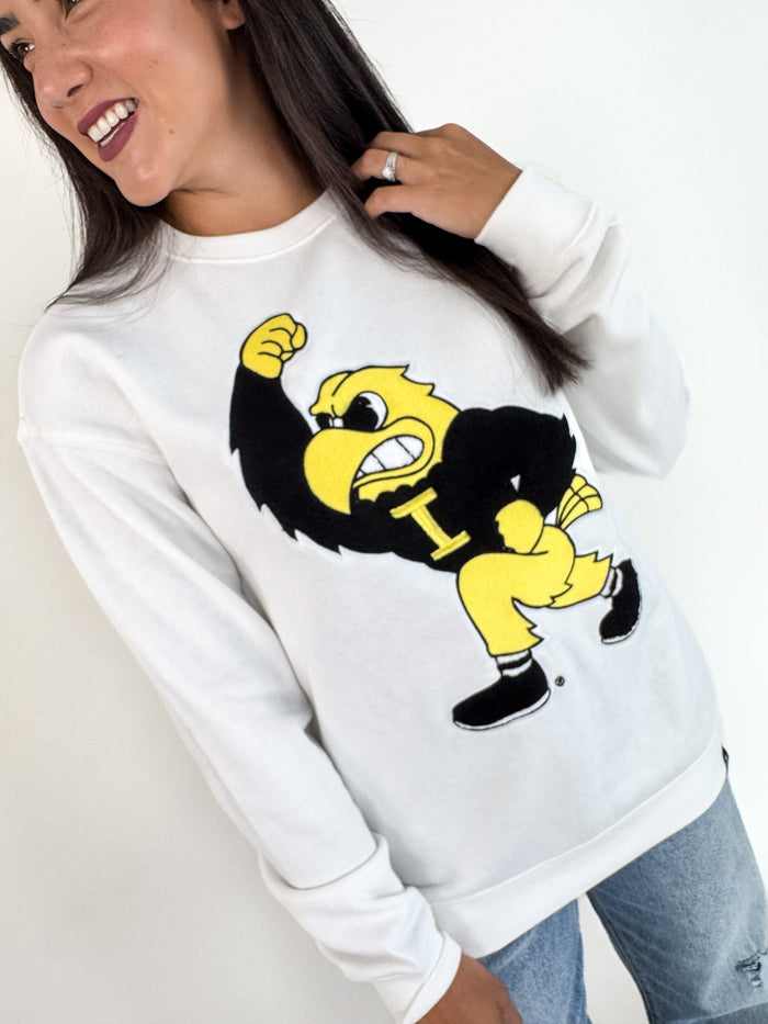 Gameday Social Mascot Chenille Comfort Crew – women's sweatshirt