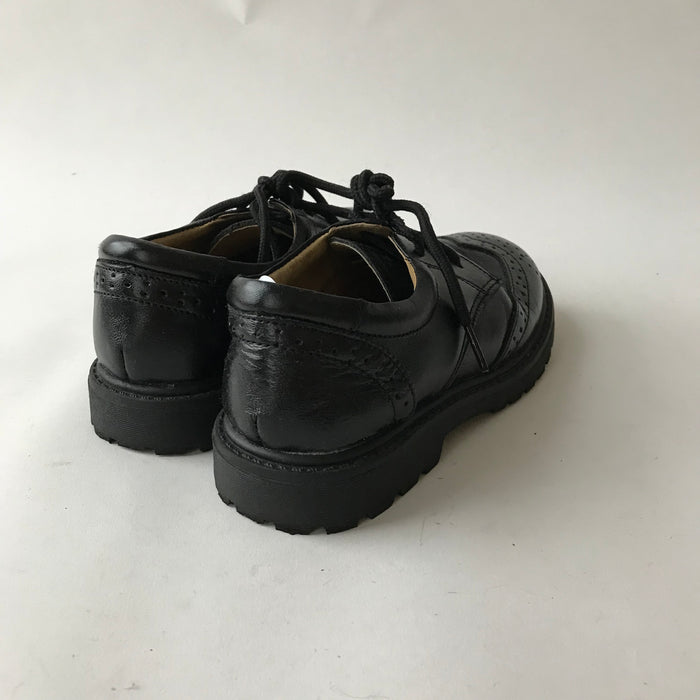 Memeda size UK 11.5 (jr) black brogue shoes