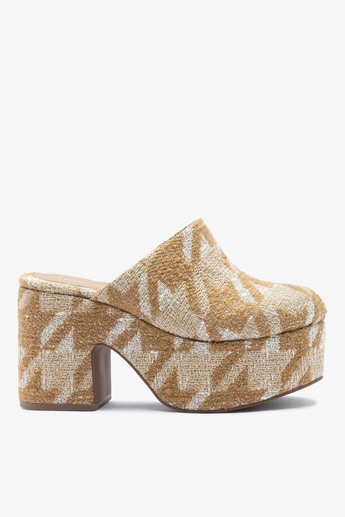 Miso Platform Clog Latte Fabric Clog Larroudé 5 Latte