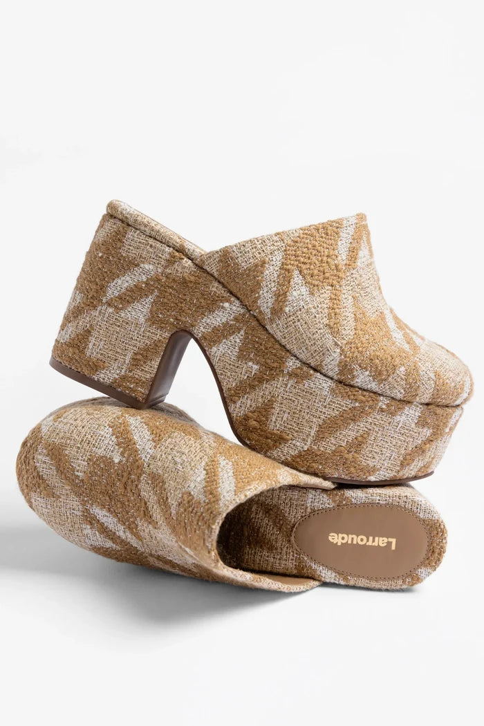 Miso Platform Clog Latte Fabric Clog Larroudé