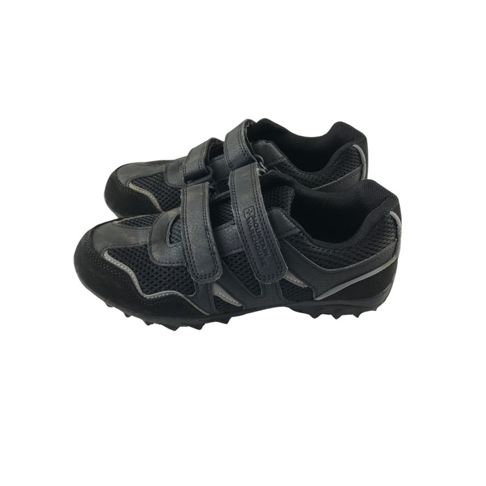 Mountain Warehouse size 3 black trail walking trainers