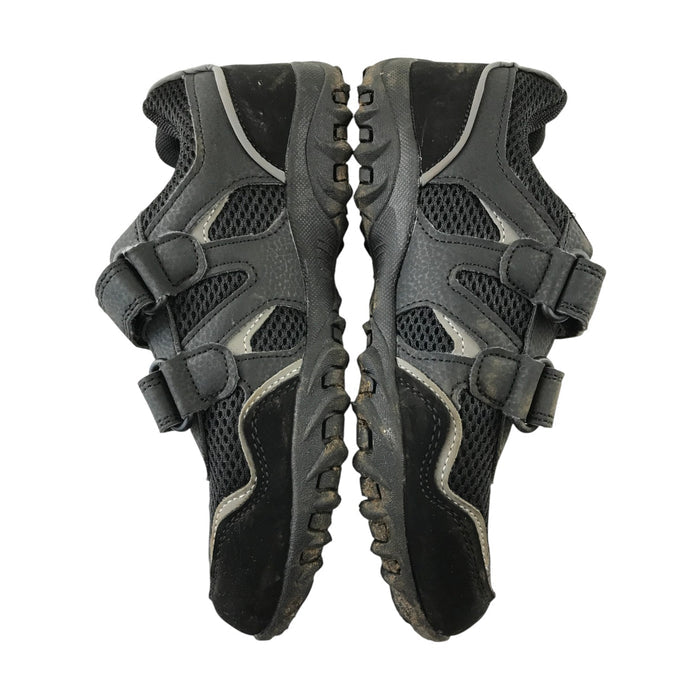 Mountain Warehouse size 3 black trail walking trainers