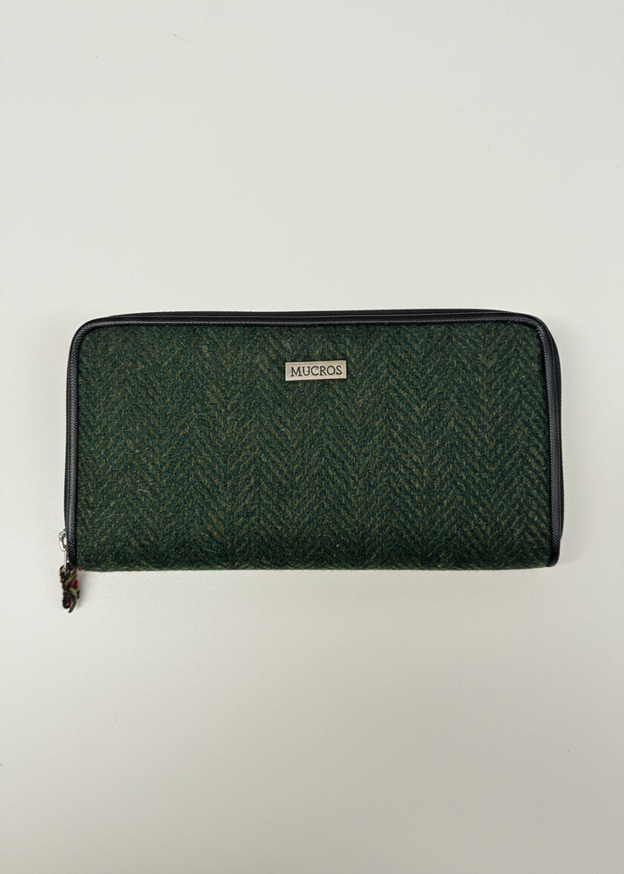Mucros Tweed Wallet | Green Herringbone