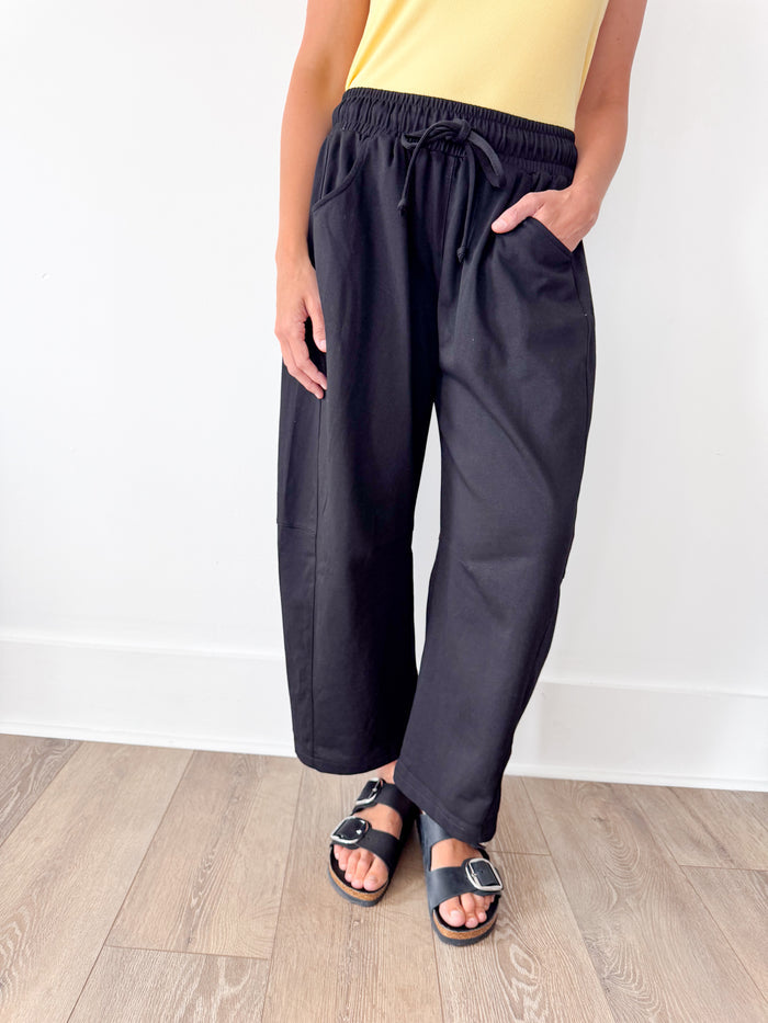 Mittoshop Nellie Black Cotton Barrel Pant – women's bottoms