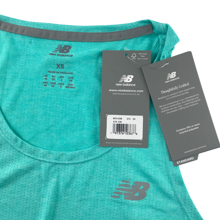 Second-hand New Balance sports top for adults