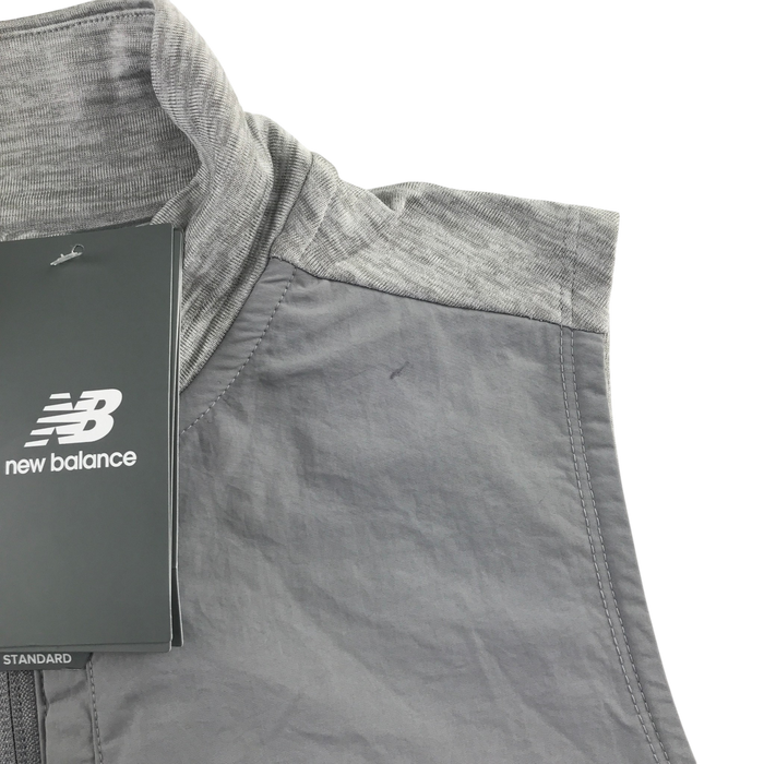Second-hand New Balance sports top for adults