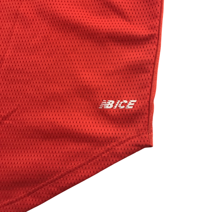 Second-hand New Balance sports top for adults