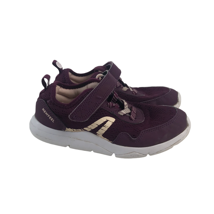 Newfeel size UK 1.5 purple trainers