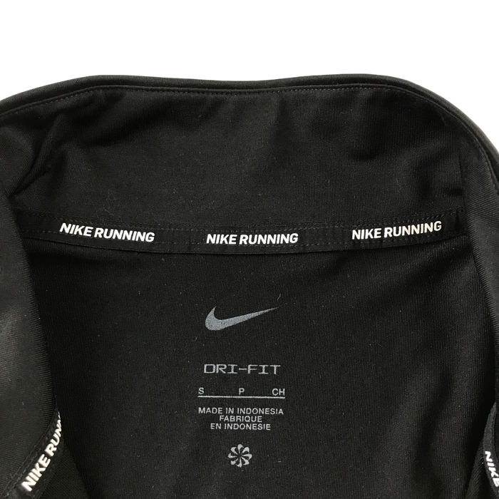 Preloved Nike sports top for adult