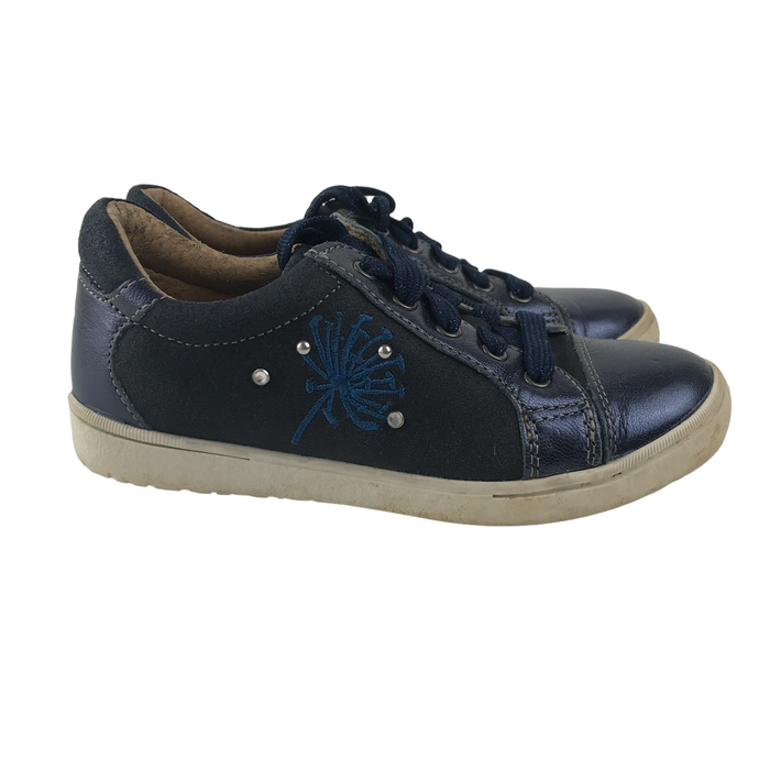 Noël size UK 11.5 (jr) navy blue trainers