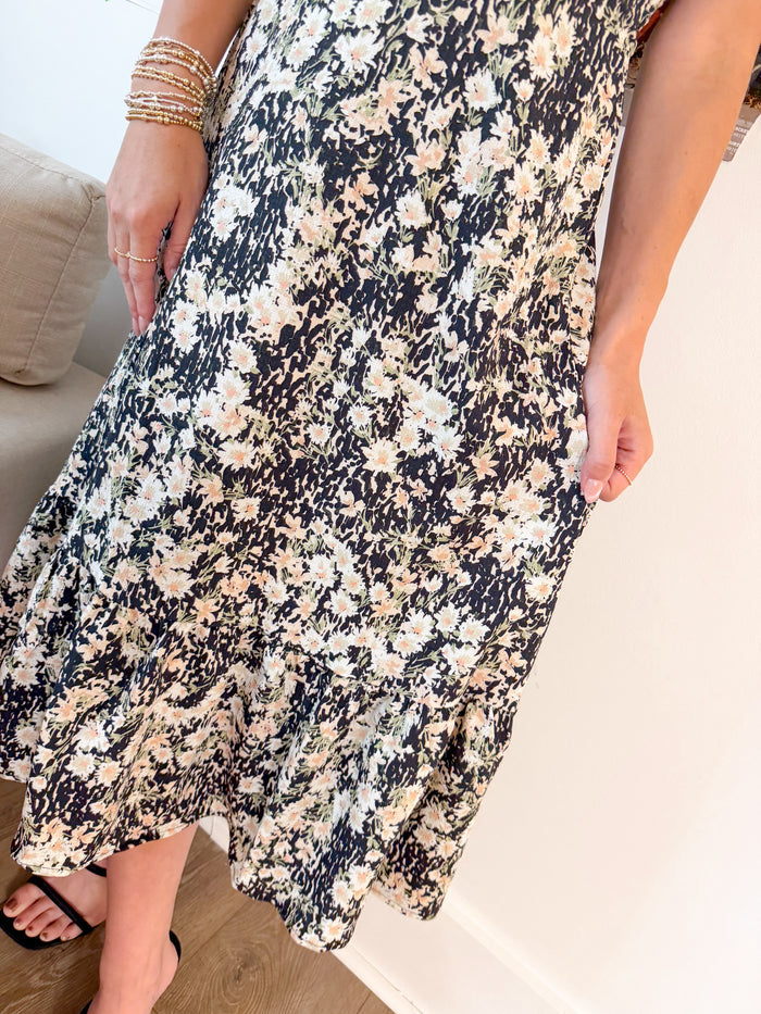 Sadie & Sage Painted Fields V-Neck Midi Dress – women's dress