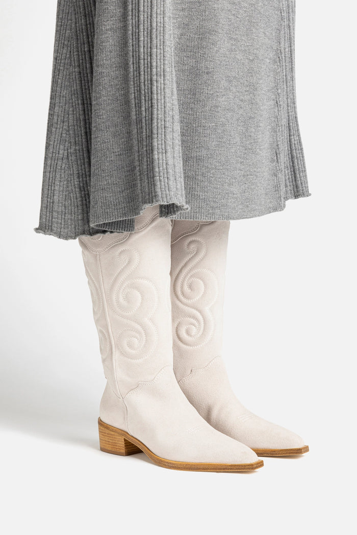 Paloma Boot In Mushroom Grey Suede Boot Larroudé