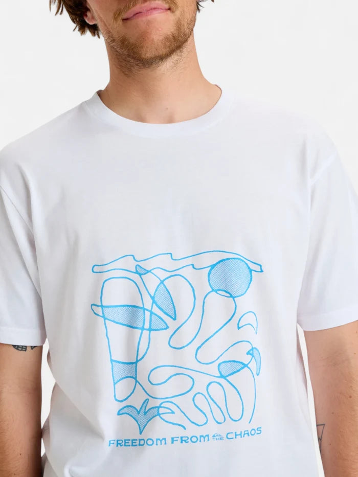 Remera Quiksilver Evo Abstract Chaos Blanco Celeste