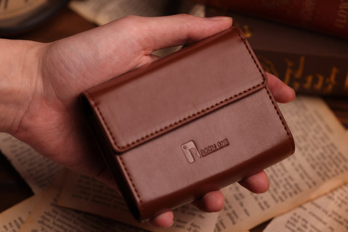 Room One Pocket Deck Case