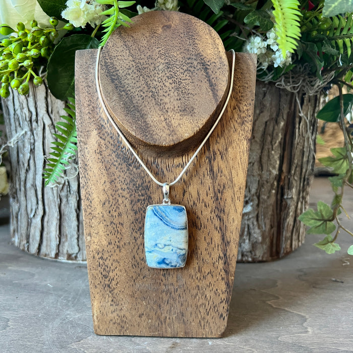 Scheelite Pendant