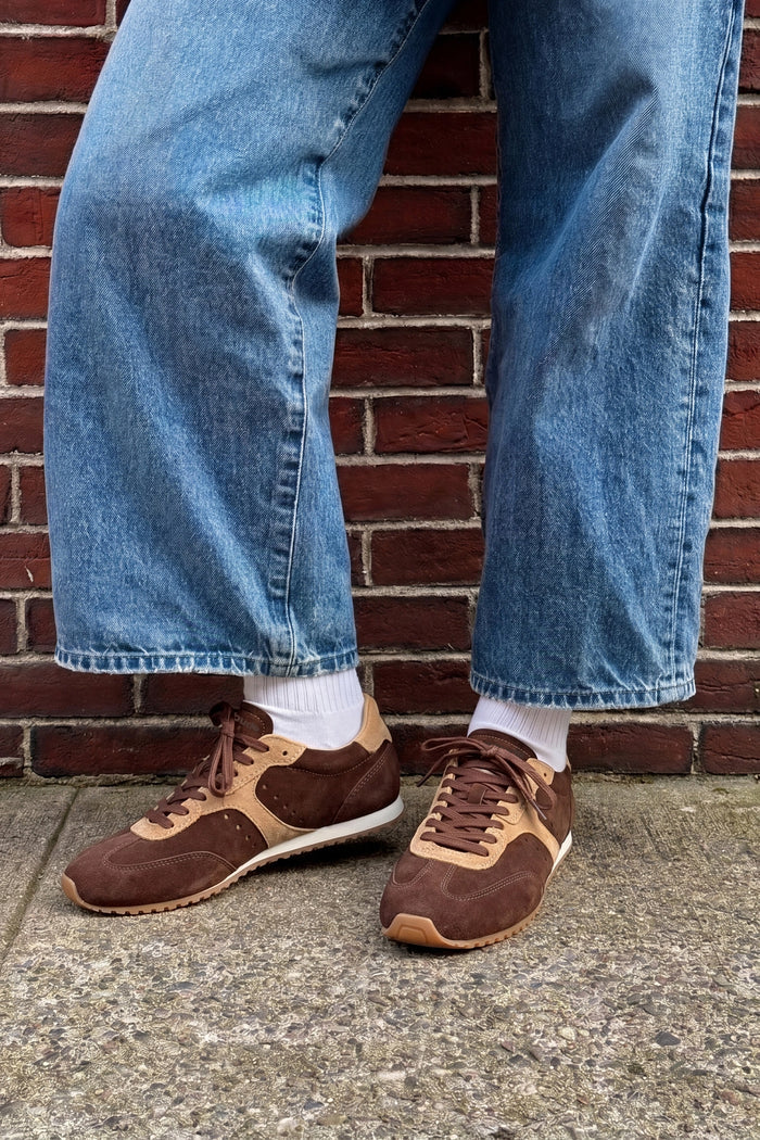 Stella Sneaker Brown Suede Sneaker Larroudé