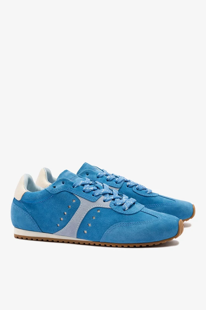 Stella Sneaker In Azure Suede Sneaker Larroudé