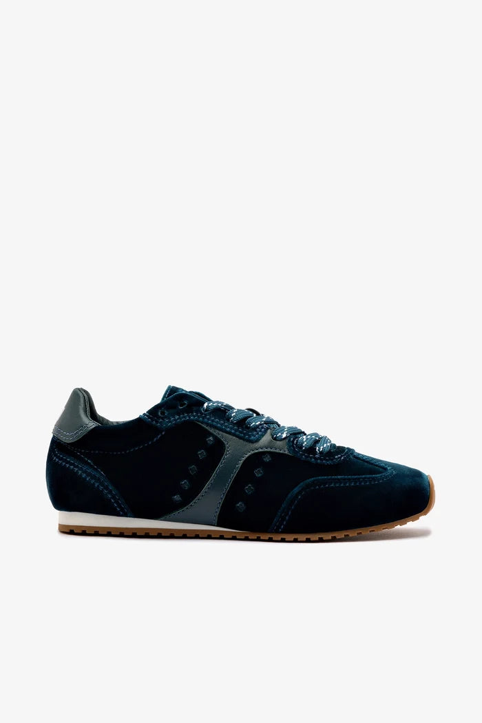Stella Sneaker In Deepsea Velvet Sneaker Larroudé