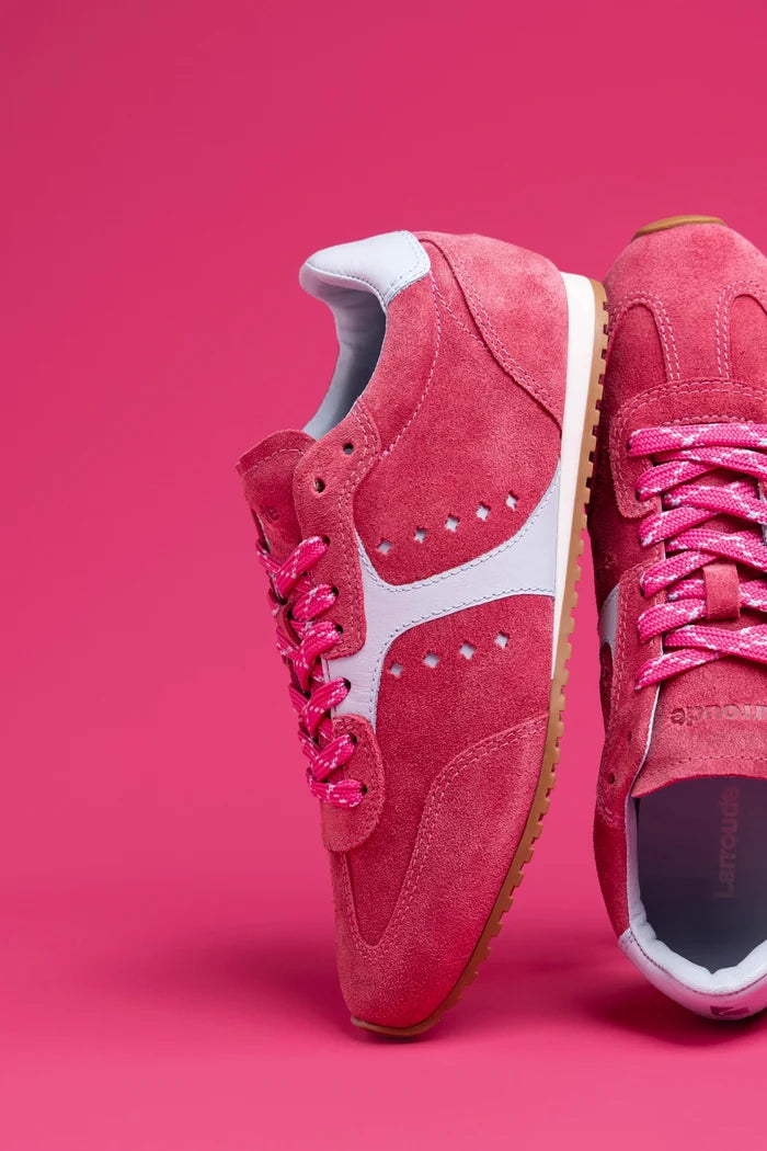 Stella Sneaker In Lampone Suede Sneaker Larroudé