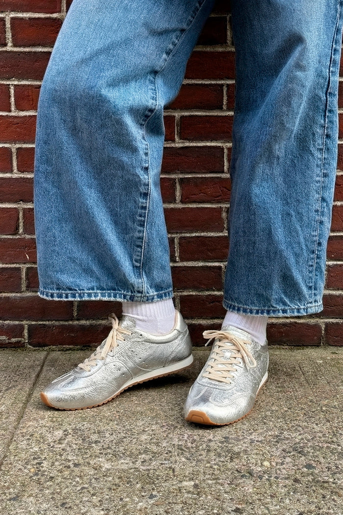 Stella Sneaker In Silver Metallic Leather Sneaker Larroudé