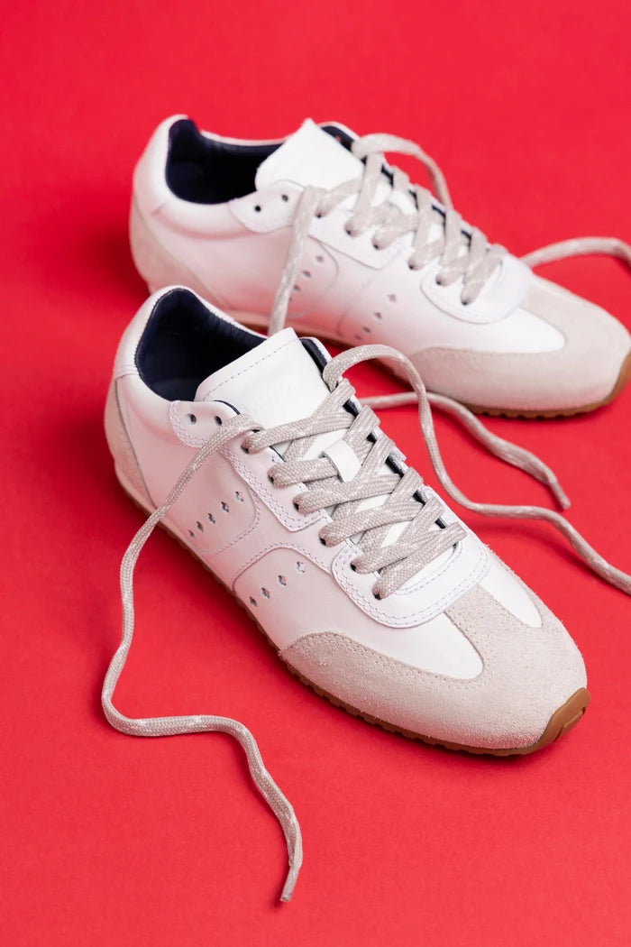 Stella Sneaker In White Leather Sneaker Larroudé