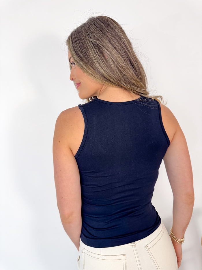 Yelete Stretch U Neckline Seamless Tank- OS – women's tank top