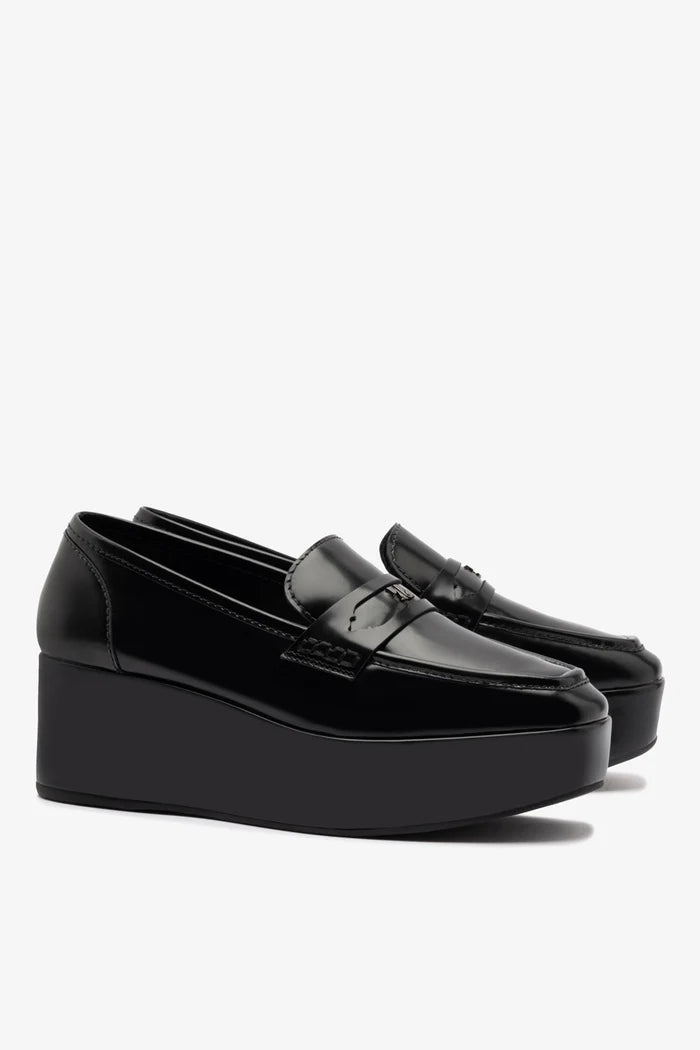 Suki Flatform Loafer In Black Box Leather Loafer Larroudé