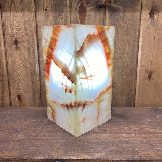 Talan Onyx Lamp