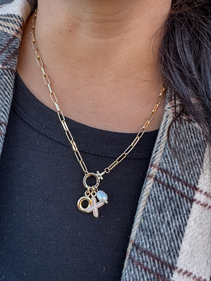 Thea Necklace