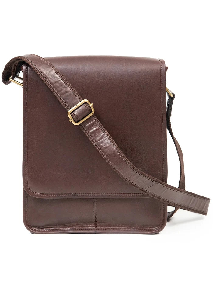Tinnakeenly Leather Messenger Bag - Brown